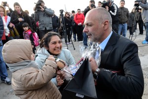 Buzzi entrega 40 viviendas trelew2