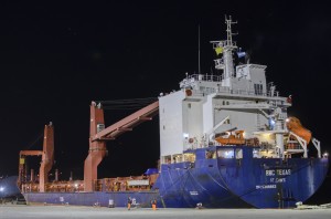 Buque en el Puerto de Comodoro Rivadavia (12)