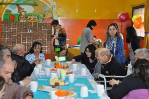 Rio Mayo Jovenes con Abuelos